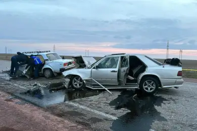 В Акмолинской области пятеро человек погибли в ДТП 