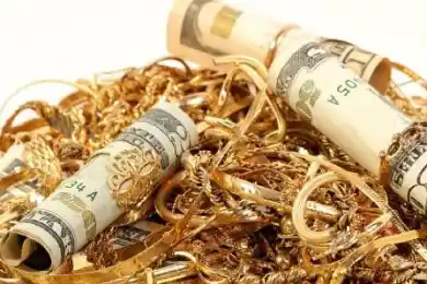 «Часы, колье, кольца»: в Казахстане снова переоценят сокровища, переданные государству олигархами