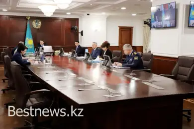 В Астане на заседании Правительства Казахстана обсуждают два вопроса 