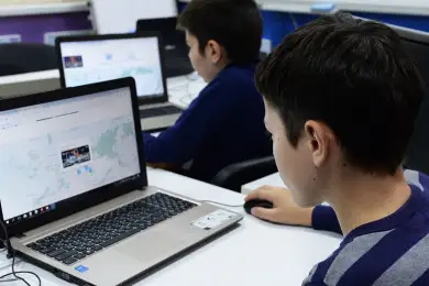 Сколько компьютеров получат многодетные семьи в Нур-Султане и кому не полагается техника 