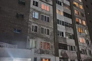 Девочка выпала с 8-го этажа в Павлодаре 