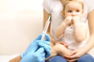 Детей без прививок не будут пускать в детсады - Бекшин 