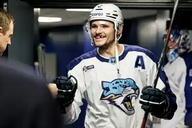 Звенья "Барыса" перетасовали перед матчем с "Ак Барсом"