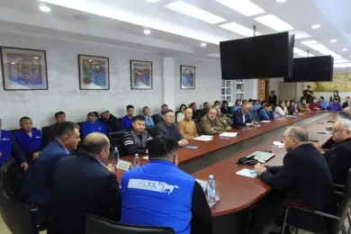 Члены штаба ДПК «Ак жол» встретились с трудовыми коллективами города Семей 