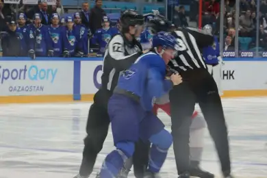 Драка Морелли-Королев в матче Барыс-Спартак 