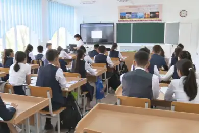 Сколько школьников в Алматы перейдет на пятидневное обучение 