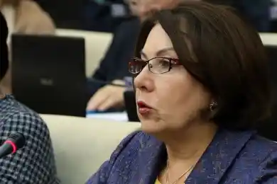 Гульжана Карагусова про снюс, Конституцию и температуру