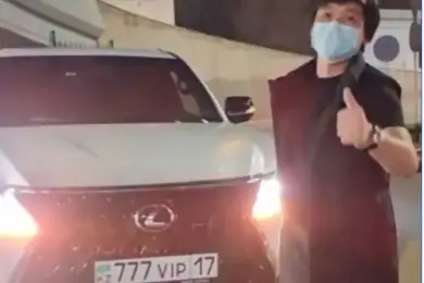 "Я - VIP": Кайрат Нуртас показал новый Lexus LX 570 с крутым госномером 