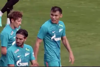 Казахстанец Нурали Алип забил гол за «Зенит» - видео 