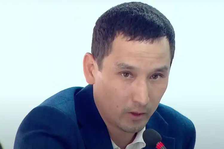 "Пульса уже не было": отец Шерзата рассказал о последних минутах его жизни 