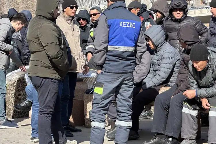 Задержанные в Астане пикетчики из Жанаозена записали видео