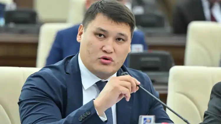 Руслан Берденов отказался от должности в партии Respublica