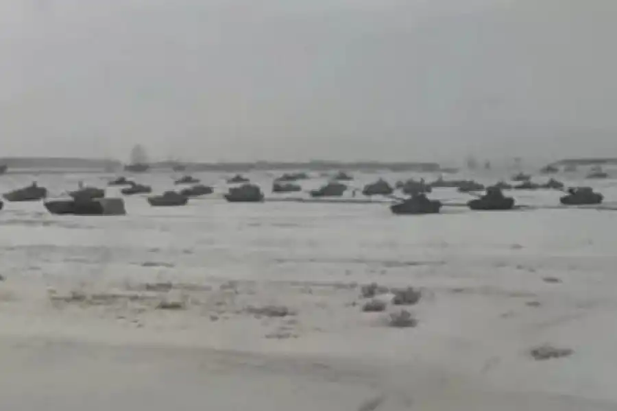 "Соғыс басталды ма": нашествие танков озадачило Казнет 