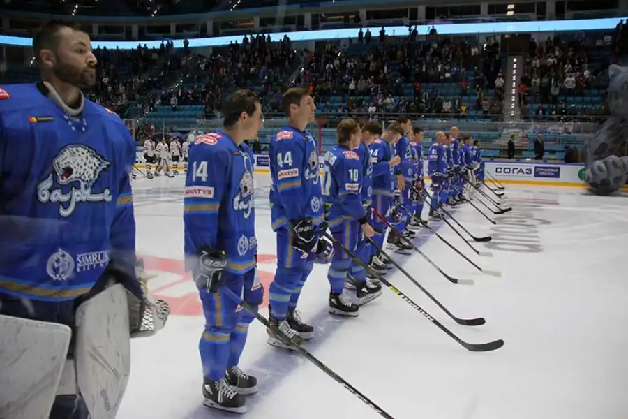 Карлссон в "рамке": состав "Барыса" на матч с "Автомобилистом" 