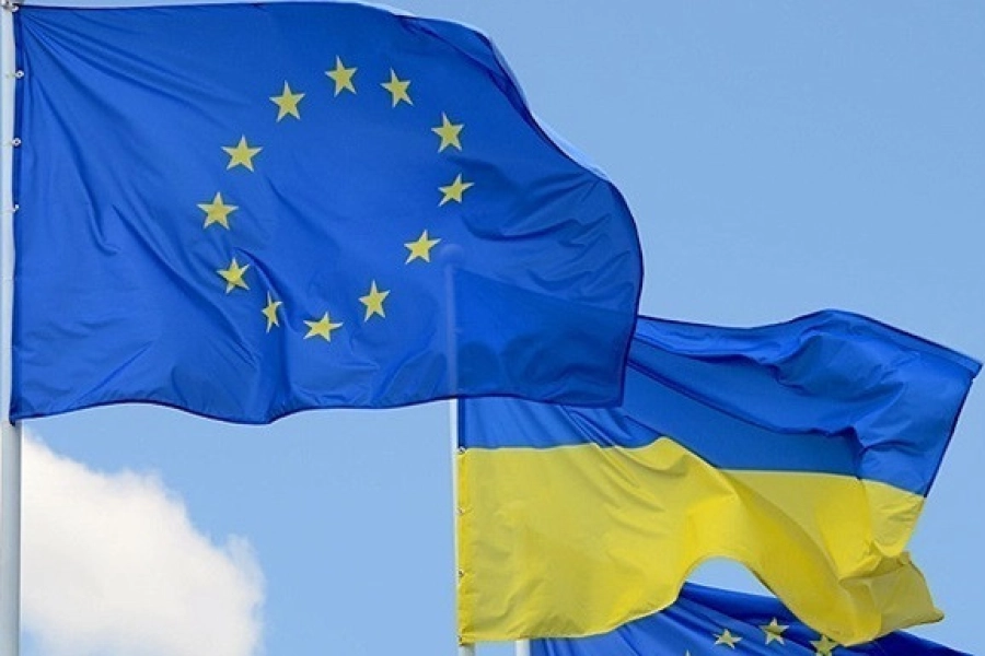 Зеленский попросил ЕС срочно принять Украину 