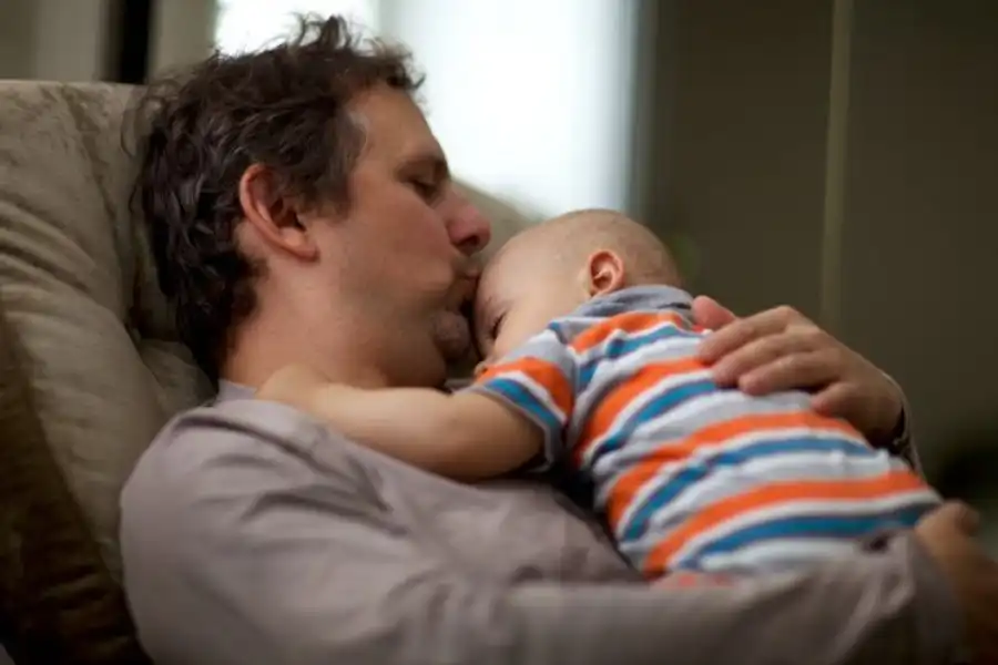 Родителям предоставят оплачиваемый трудовой отпуск - госинспектор труда 