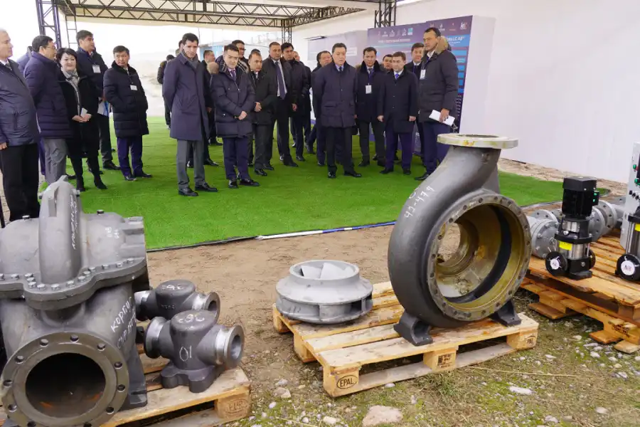 Аскар Мамин посетил новый терминал в аэропорту Шымкента и Цитадель 