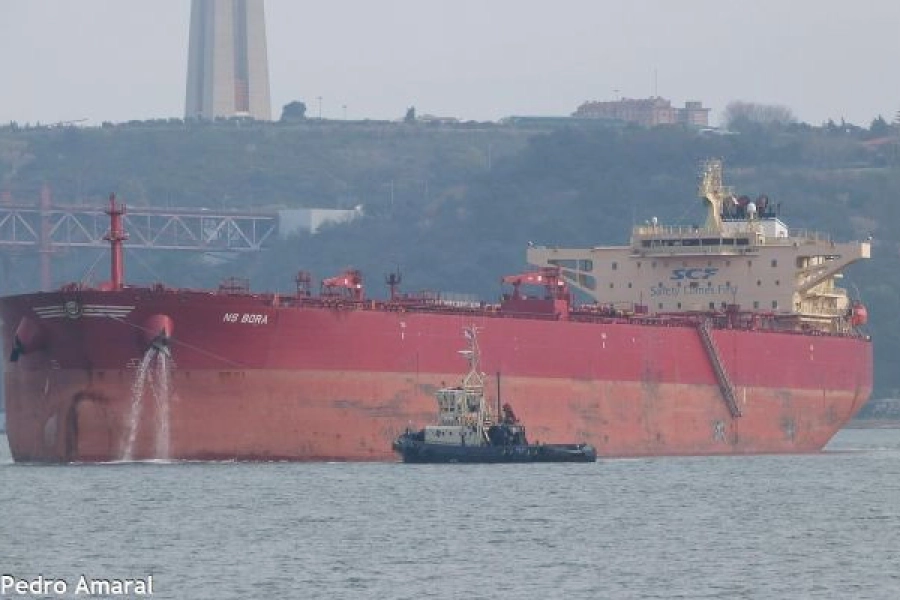 Метеоусловия сорвали отправку казахстанской нефти на экспорт из Новороссийска 