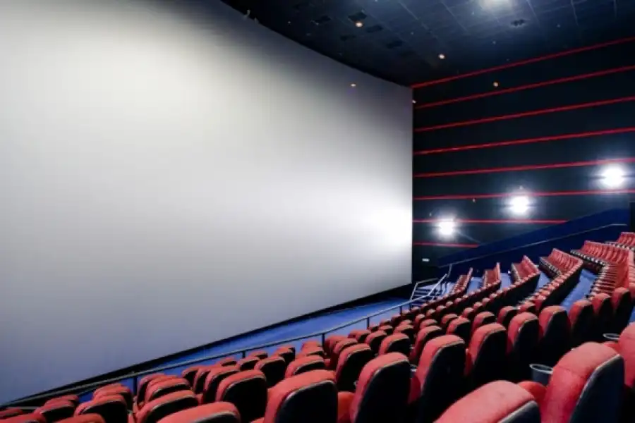 Тугжанов: Кино-театры работать не будут, рынки - будут 