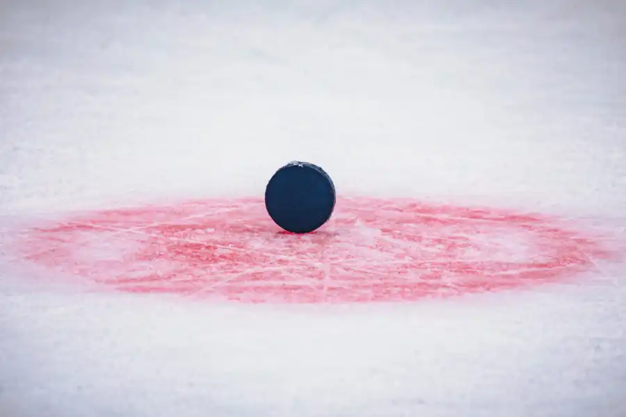 Барыс проиграл Торпедо в Нижнем Новгороде 