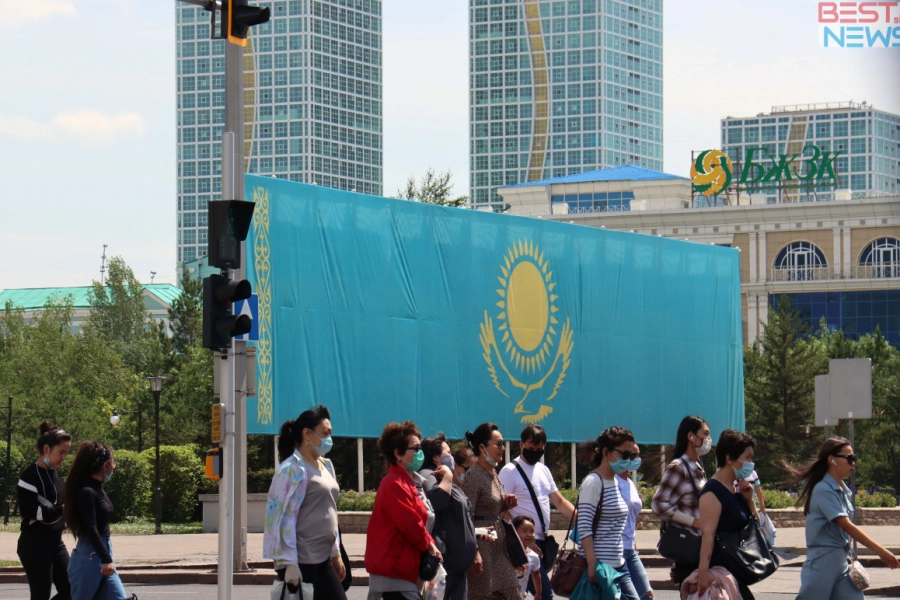 Число заболевших коронавирусом казахстанцев достигло 20000 