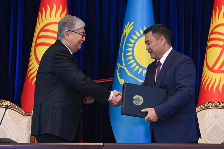 «Казахстан и Кыргызстан увеличат товарооборот до 2 млрд долларов» - Токаев 
