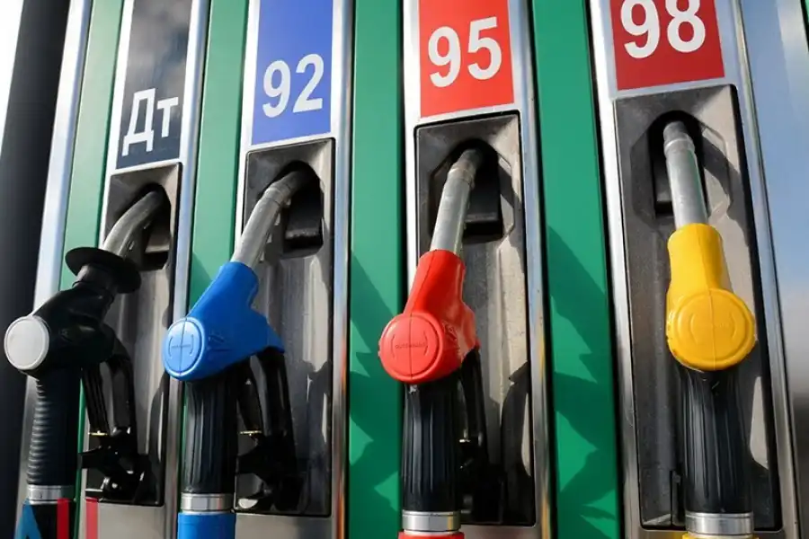 На какой срок "заморозили" цены на бензин. Комментарии Серика Жумангарина  