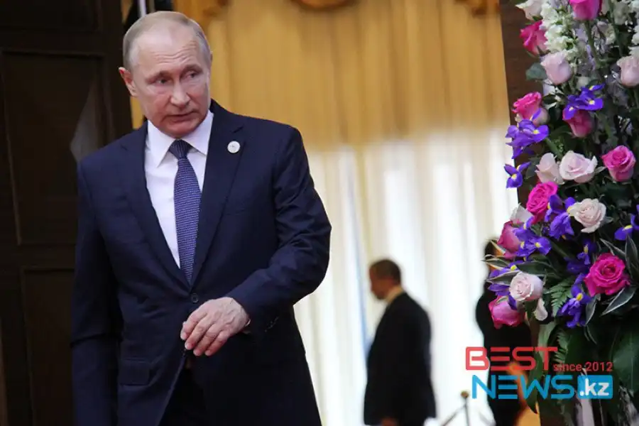 Путин назвал "придурками" тех, кто говорит о сдаче Ленинграда фашистам 