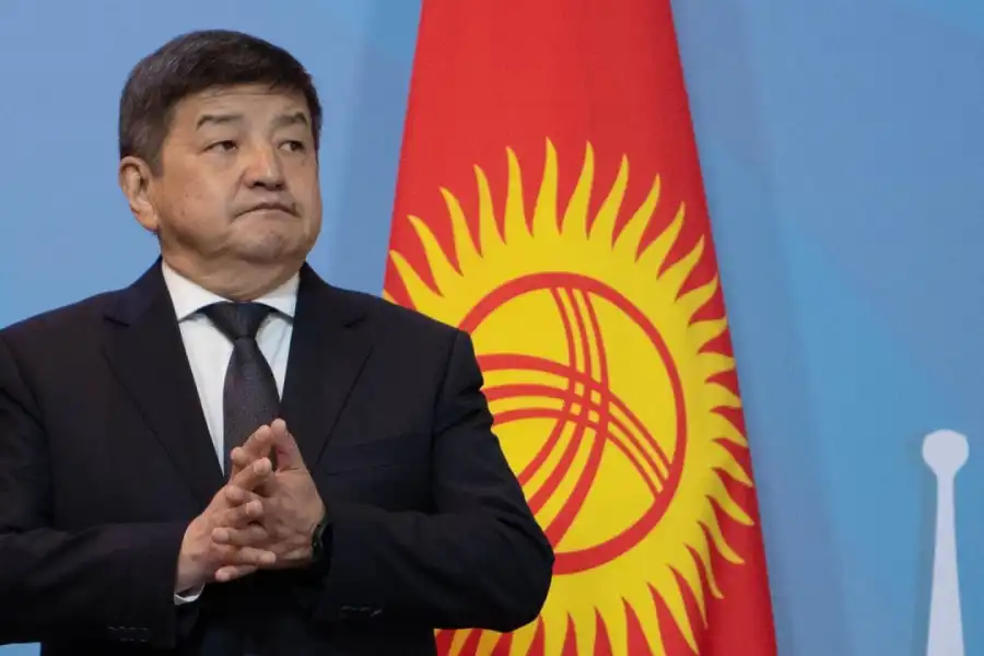 Премьер-министр Кыргызстана покинул Алматы из-за аварии 