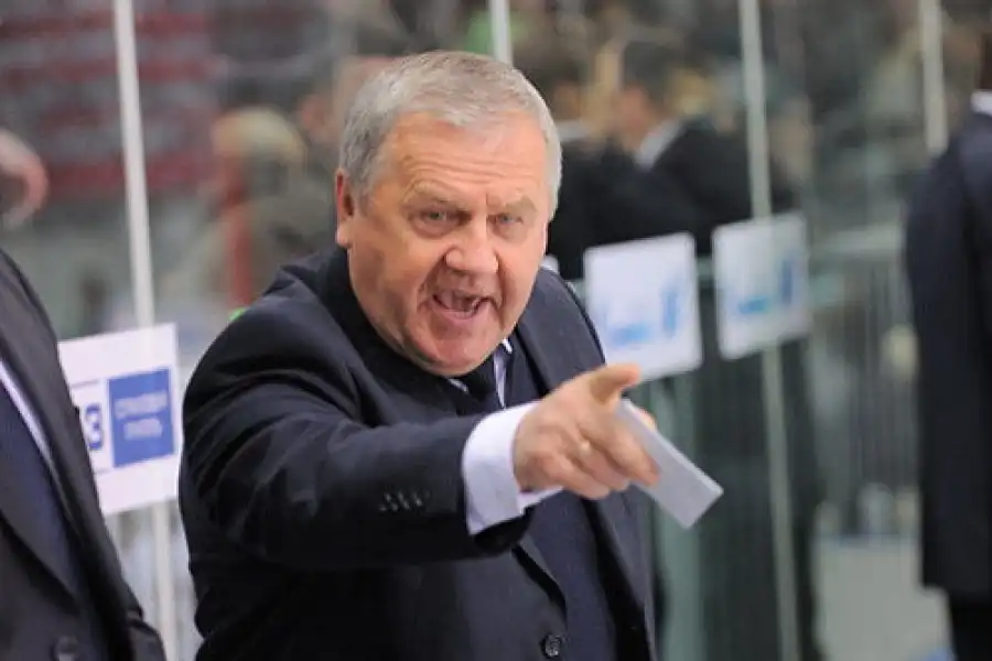 Бывший тренер "Барыса" предложил выгнать "барсов" из КХЛ 