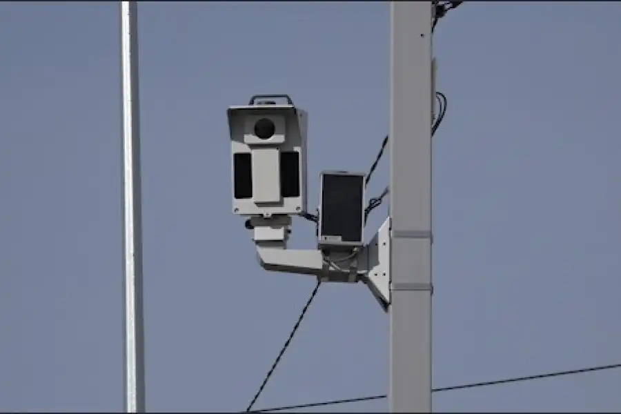 В Туркестане на одной из оживленных улиц начнет работать фото-видеокамера для фиксации нарушений ПДД 