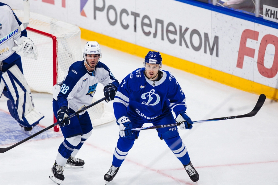 "Барыс" обыграл "Динамо" и возвращается домой 