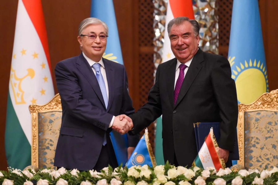 Президенты Казахстана и Таджикистана отметили «высокий уровень отношений» между странами    