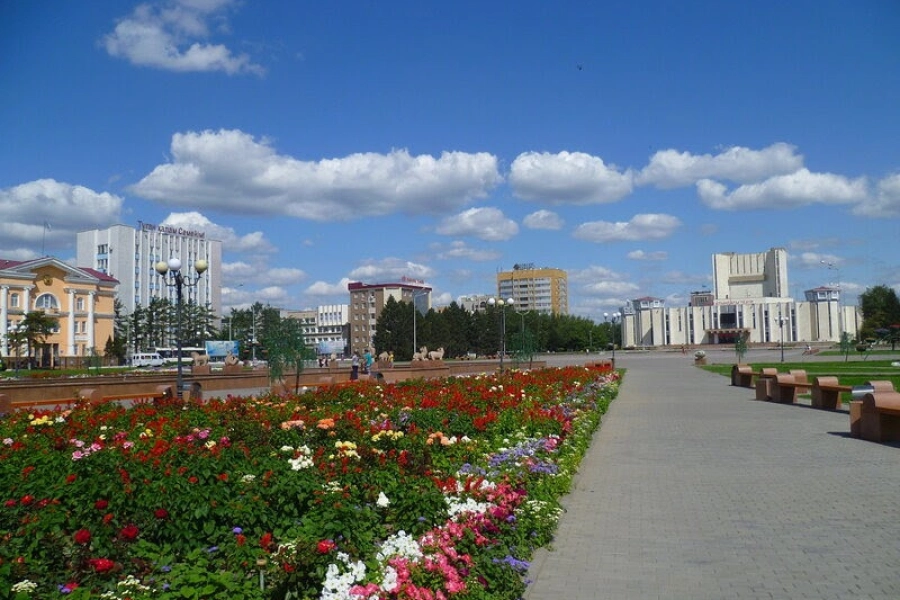 Қасым-Жомарт Тоқаев: "Семей қаласын тарихи орталық ретінде белгілеген жөн" 