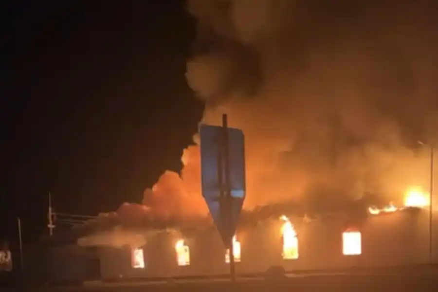 В Мойынты девять человек госпитализировали после взрыва в кафе 