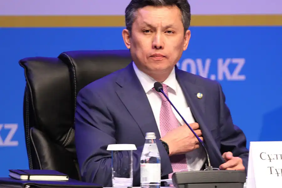 Бахыт Султанов возглавил "QazTrade" 