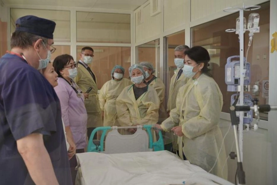 Смертельное отравление в Караганде: состояние госпитализированных детей "стабильно", двоих выписали 
