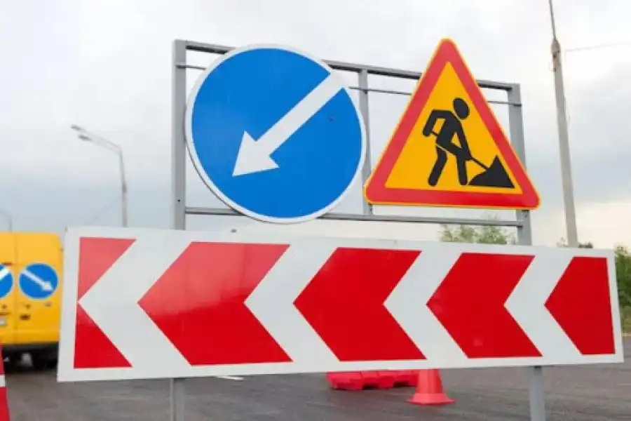 Участок улицы Малахова временно перекроют для ремонта 