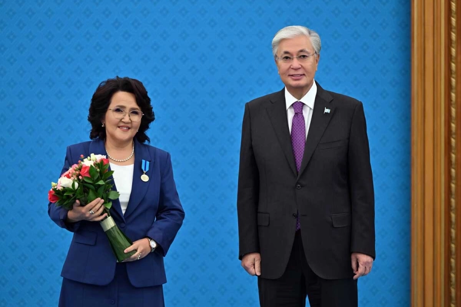 Президент Казахстана поздравил с наступающим Днем учителя 
