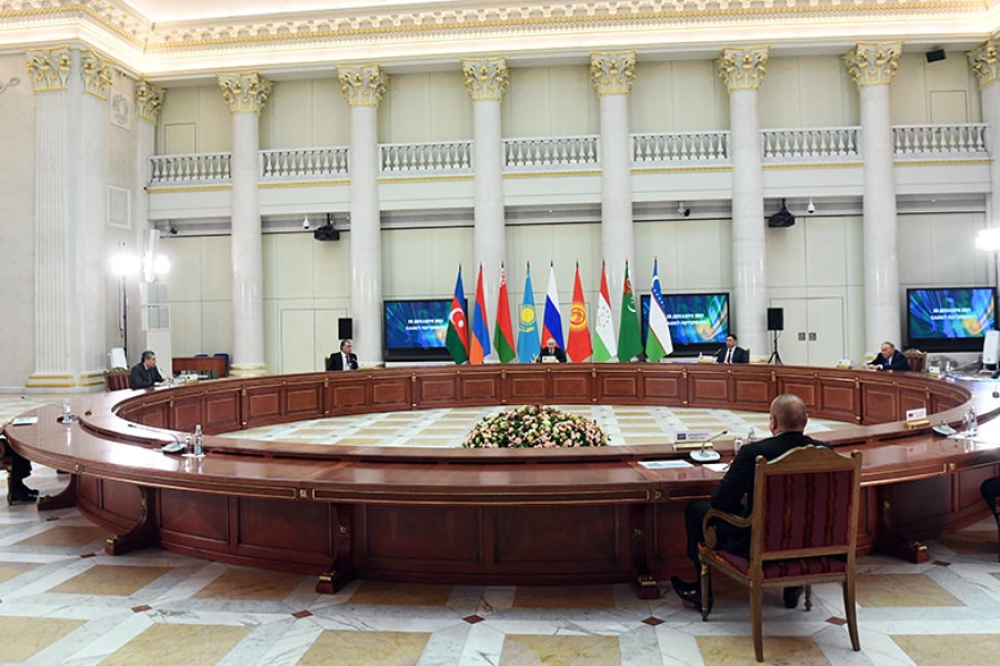 Президент Казахстана принял участие в неформальной встрече глав государств СНГ 