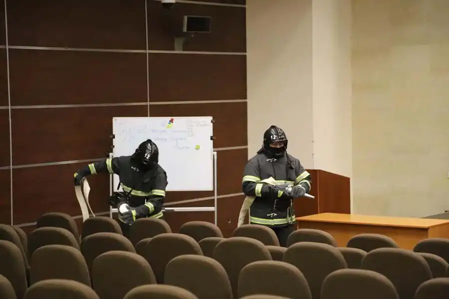 Из Дома министерств города Астана эвакуировали госслужащих  