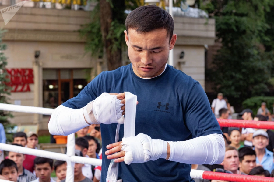 Алматы, Ислам, Арбат: боксер проведет открытую тренировку на улице 