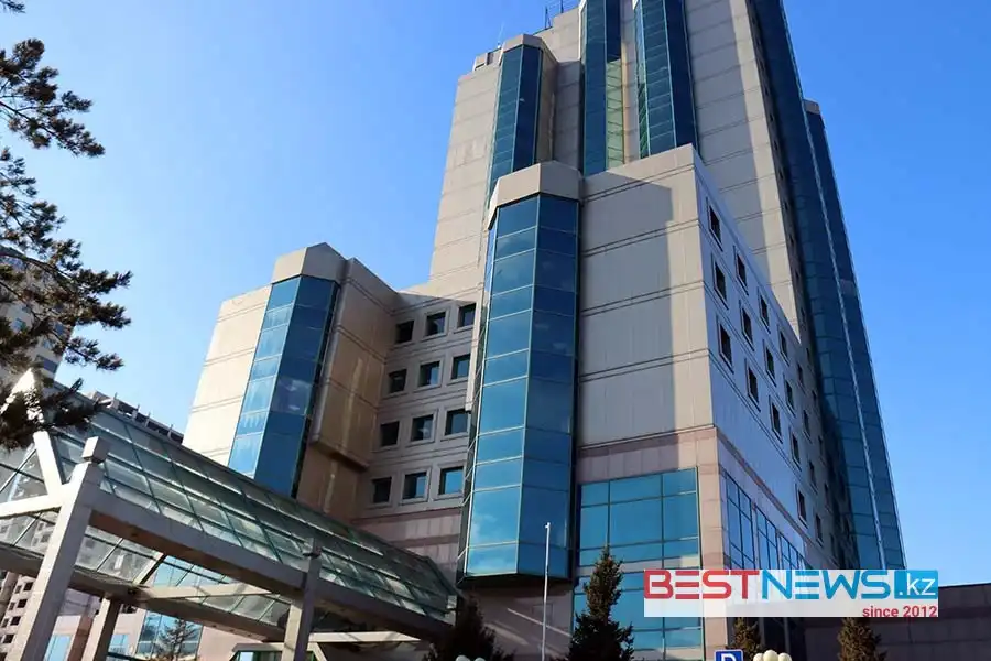 «Не правильно это»: жители Нур-Султана спорят из открытия больницы для пациентов с коронавирусом в отеле 