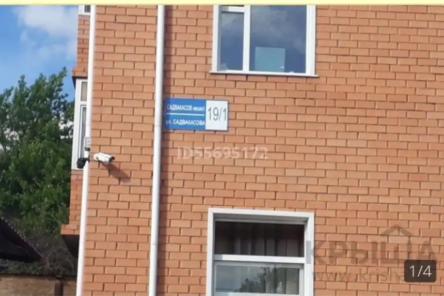 В Нур-Султане закрыли на карантин 3-этажное общежитие 