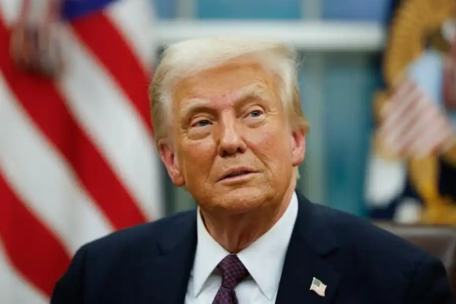 Президент США ввел пошлины на все иностранные фильмы 