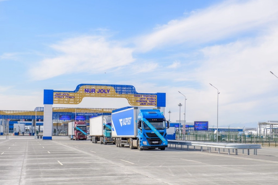В Казахстане отменили запрет на движение через автомобильные пункты пропуска на границе с КНР 