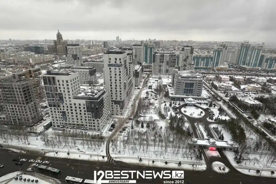 «Надо заглядывать и за фасады»: Президент Казахстана поручил навести порядок и на окраинах Астаны 