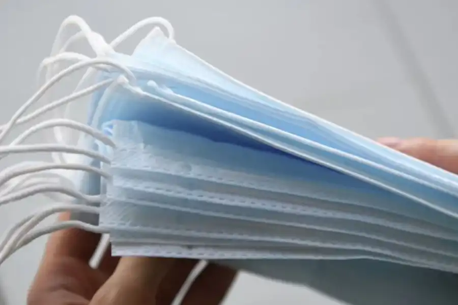 200 млн тенге и 50 000 масок: распоряжения Нурсултана Назарбаева 