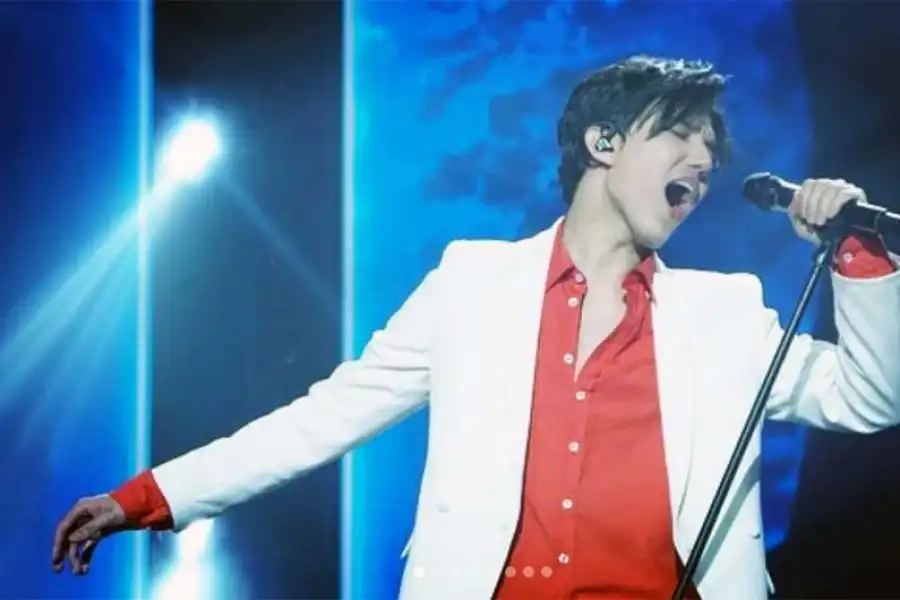 "Махаббат бер маған, тағдыр": как краснодарцы подпевали Димашу  