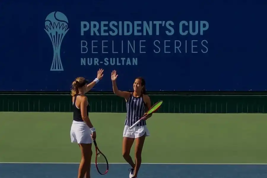 Кулумбаева и Глушко вышли в четвертьфинал 